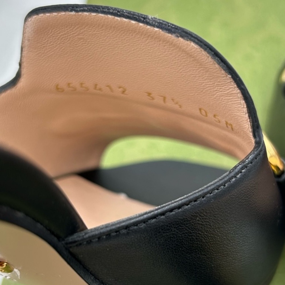 Women's Gucci Leather Mules with Gold Horsebit - Picture 7 of 9